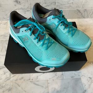 New in box! On Running CloudSurfer